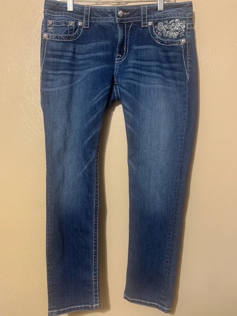 Miss Me size 31W Dark Blue Straight Leg Ankle Crop Jeans Embellished Pockets